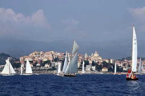 Pensione Aurora Imperia Hotel